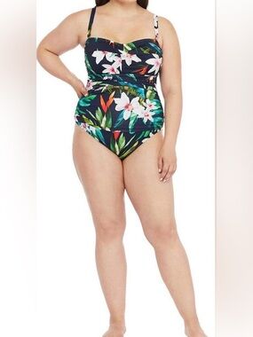 LAUREN RALPH LAUREN NWOT, 20W, One piece swimsuit.